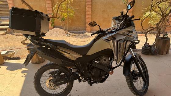 HONDA XRE 300 SAHARA ADVENTURE 