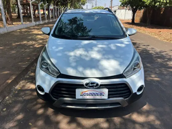 HYUNDAI HB20X 1.6 16V PREMIUM FLEX 4P AUTOMÁTICO