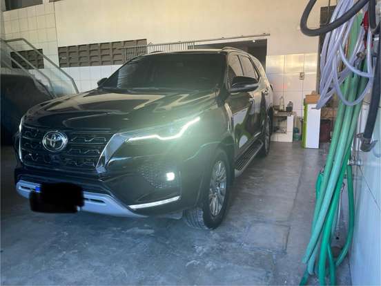 TOYOTA-HILUX SW4-2.8 SRX 4X4 16V TURBO INTERCOOLER DIESEL 4P AUTOMÁTICO TOYOTA-HILUX SW4-2016
