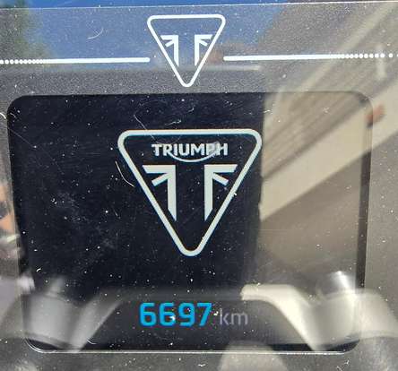 TRIUMPH-TRIDENT 660 TRIPLE TRIBUTE EDITION TRIUMPH-TRIDENT 660 TRIPLE TRIBUTE EDITION-2024
