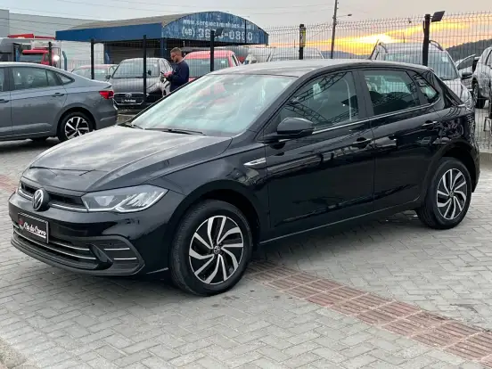 VOLKSWAGEN-POLO-1.0 170 TSI HIGHLINE AUTOMÁTICO VOLKSWAGEN-POLO-2023