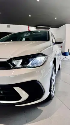 VOLKSWAGEN-POLO-2025