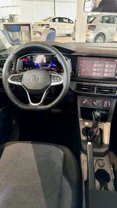 VOLKSWAGEN-POLO-2025