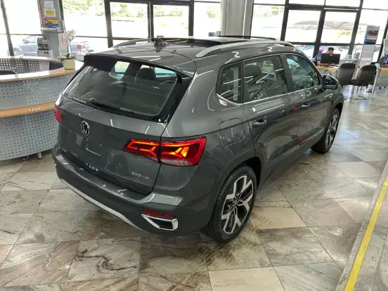 VOLKSWAGEN-TAOS-1.4 250 TSI TOTAL FLEX HIGHLINE AUTOMÁTICO VOLKSWAGEN-TAOS-2025