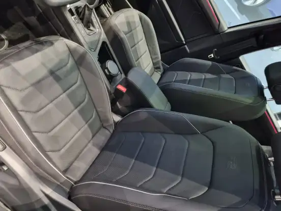 VOLKSWAGEN-TIGUAN-2.0 300 TSI GASOLINA ALLSPACE R-LINE AUTOMÁTICO VOLKSWAGEN-TIGUAN-2025