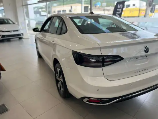 VOLKSWAGEN-VIRTUS-1.0 200 TSI COMFORTLINE AUTOMÁTICO VOLKSWAGEN-VIRTUS-2025