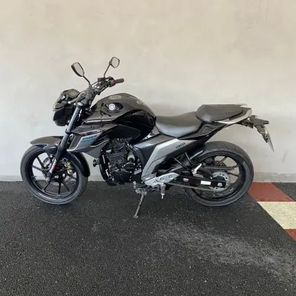 YAMAHA FZ25 FAZER ABS 