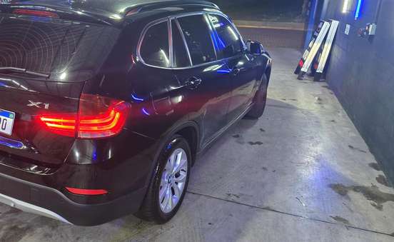 BMW-X1-2013