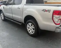 FORD RANGER 3.2 XLT 4X4 CD 20V DIESEL 4P AUTOMÁTICO FORD RANGER 3.2 XLT 4X4 CD 20V DIESEL 4P AUTOMÁTICO