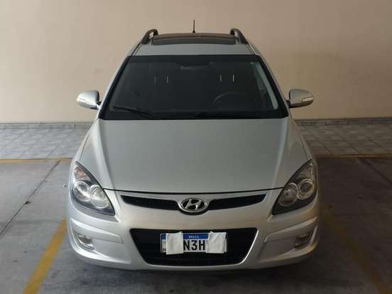 HYUNDAI-I30 CW-2.0 MPFI GLS 16V GASOLINA 4P AUTOMÁTICO HYUNDAI-I30 CW-2011