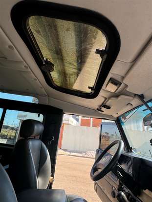 LAND ROVER-DEFENDER-2000