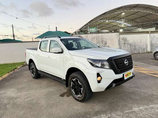 NISSAN-FRONTIER-2022