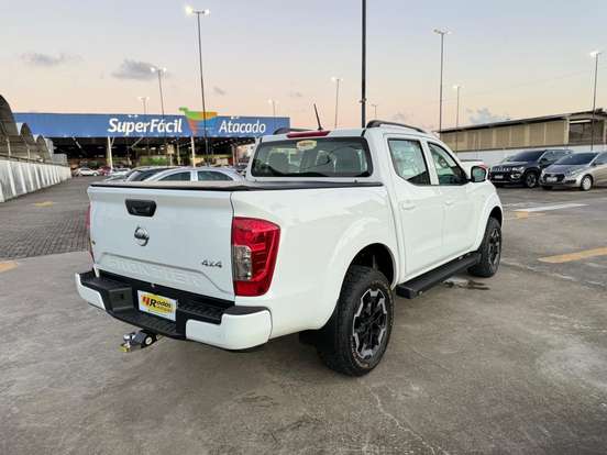 NISSAN-FRONTIER-2022