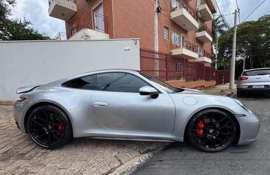 PORSCHE-911-2021