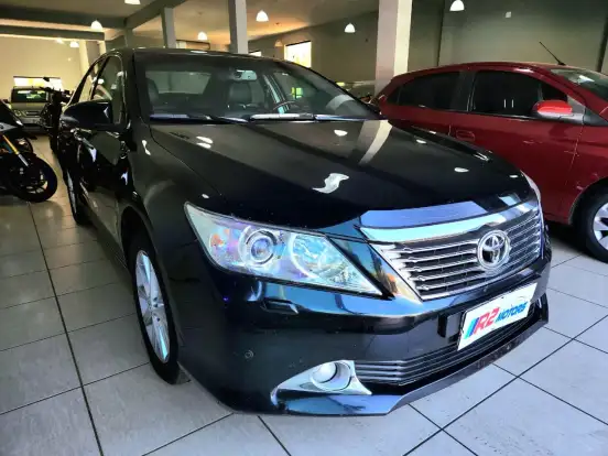 TOYOTA-CAMRY-2012