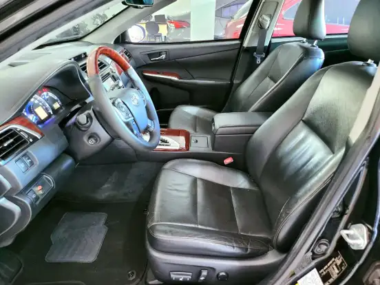 TOYOTA-CAMRY-3.5 XLE V6 24V GASOLINA 4P AUTOMÁTICO TOYOTA-CAMRY-2012