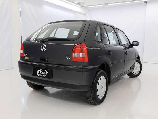 VOLKSWAGEN-GOL-2001