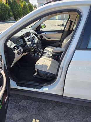 BMW-X1-2021