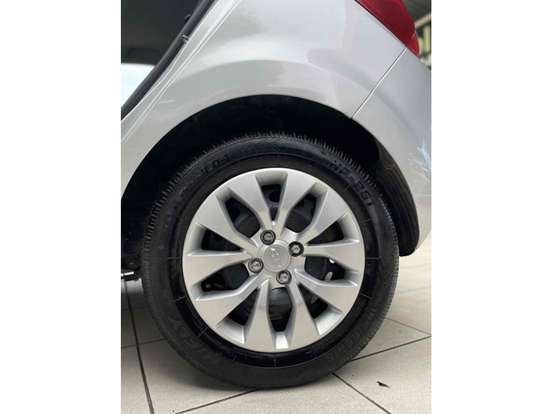 CHEVROLET-ONIX-1.4 MPFI LT 8V FLEX 4P AUTOMÁTICO CHEVROLET-ONIX-2016