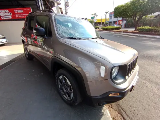 JEEP RENEGADE 1.8 16V FLEX LONGITUDE 4P AUTOMÁTICO JEEP RENEGADE 1.8 16V FLEX LONGITUDE 4P AUTOMÁTICO