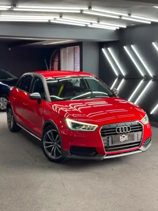 AUDI A1 1.4 TFSI SPORTBACK SPORT EDITION 16V GASOLINA 4P S-TRONIC