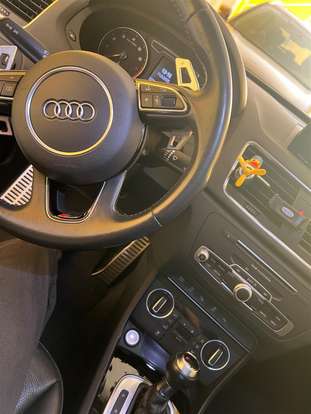 AUDI-Q3-2018