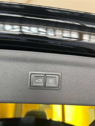 AUDI-Q3-2018