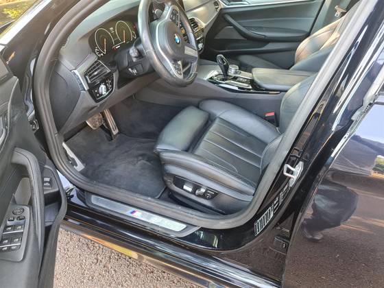 BMW 530i 2.0 16V TURBO GASOLINA M SPORT AUTOMÁTICO