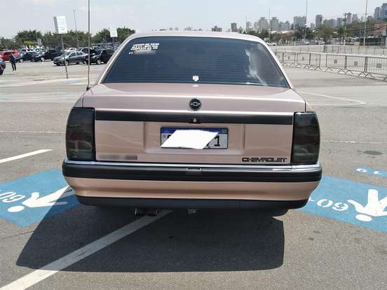 CHEVROLET-OMEGA-1995