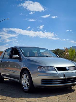 FIAT STILO 1.8 MPI CONNECT 16V GASOLINA 4P MANUAL