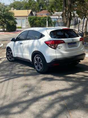 HONDA-HR-V-2015