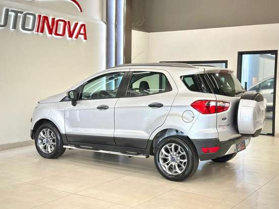 FORD-ECOSPORT-2015