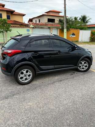 HYUNDAI-HB20-2013