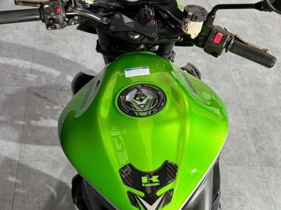 KAWASAKI-Z-750 KAWASAKI-Z-750-2010