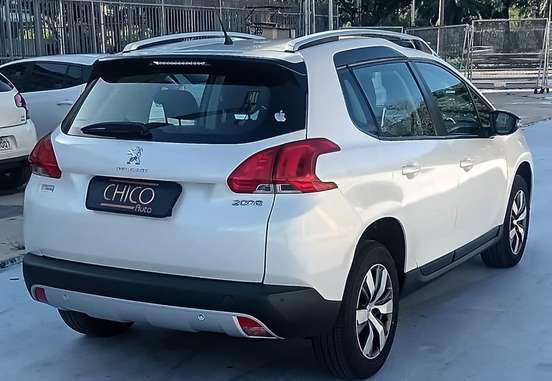 PEUGEOT-2008-2017