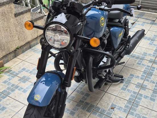 ROYAL ENFIELD-SHOTGUN 650 PLASMA BLUE ROYAL ENFIELD-SHOTGUN 650 PLASMA BLUE-2025