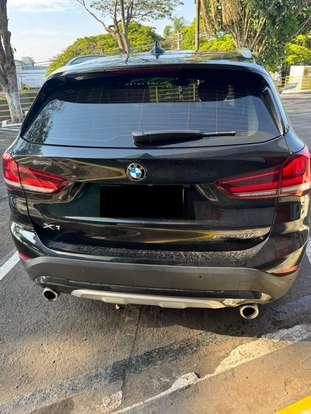 BMW-X1-2021