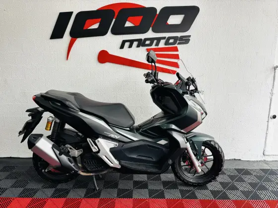HONDA ADV 