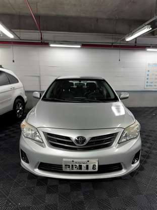 TOYOTA-COROLLA-2011