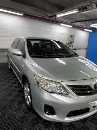 TOYOTA-COROLLA-2011