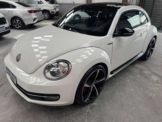 VOLKSWAGEN-FUSCA-2014