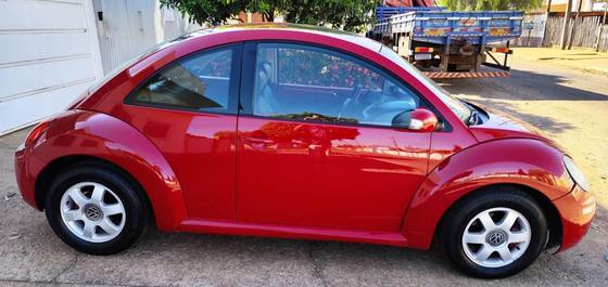 VOLKSWAGEN NEW BEETLE 2006 2.0 MI 8V GASOLINA 2P AUTOMÁTICO
