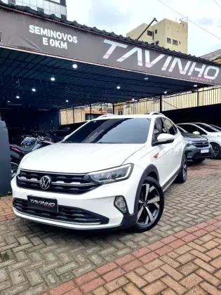 VOLKSWAGEN NIVUS 1.0 200 TSI TOTAL FLEX HIGHLINE AUTOMÁTICO