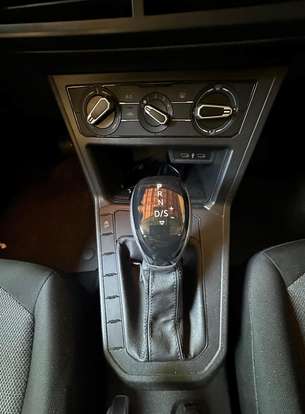 VOLKSWAGEN-VIRTUS-1.0 170 TSI AUTOMÁTICO VOLKSWAGEN-VIRTUS-2024