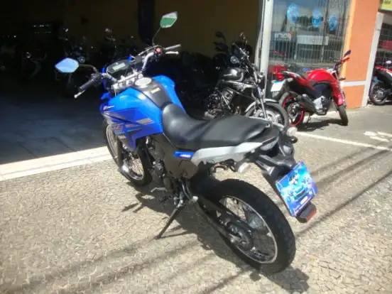 YAMAHA-XTZ 250 LANDER-2021