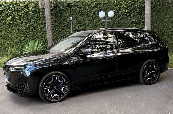 BMW-iX-2024