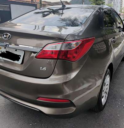 HYUNDAI-HB20S-2016