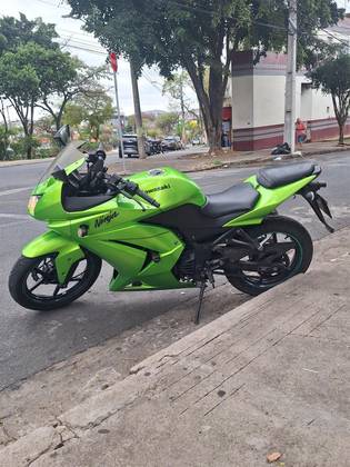 KAWASAKI NINJA 250R 