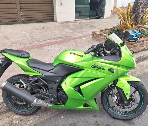 KAWASAKI-NINJA 250R-2012