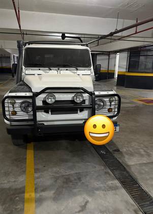 LAND ROVER DEFENDER 2.5 STD 110 4X4 TURBO DIESEL 4P MANUAL